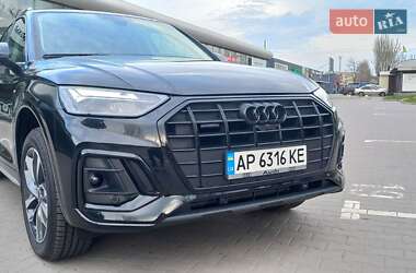 Внедорожник / Кроссовер Audi Q5 2022 в 