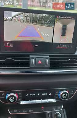 Внедорожник / Кроссовер Audi Q5 2022 в 