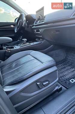 Внедорожник / Кроссовер Audi Q5 2020 в 