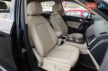 Внедорожник / Кроссовер Audi Q5 2019 в 