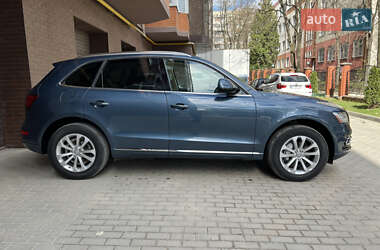 Внедорожник / Кроссовер Audi Q5 2015 в 