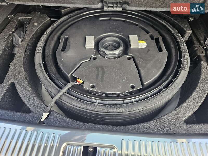 Позашляховик / Кросовер Audi Q5 2019 в Києві