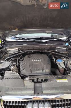 Внедорожник / Кроссовер Audi Q5 2011 в 