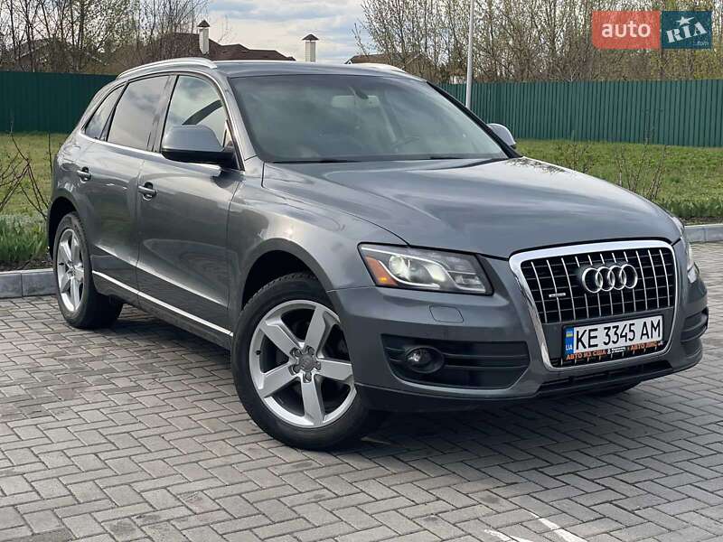 Позашляховик / Кросовер Audi Q5 2012 в 