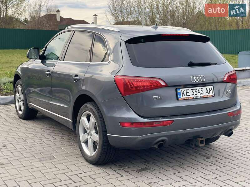Позашляховик / Кросовер Audi Q5 2012 в Дніпрі