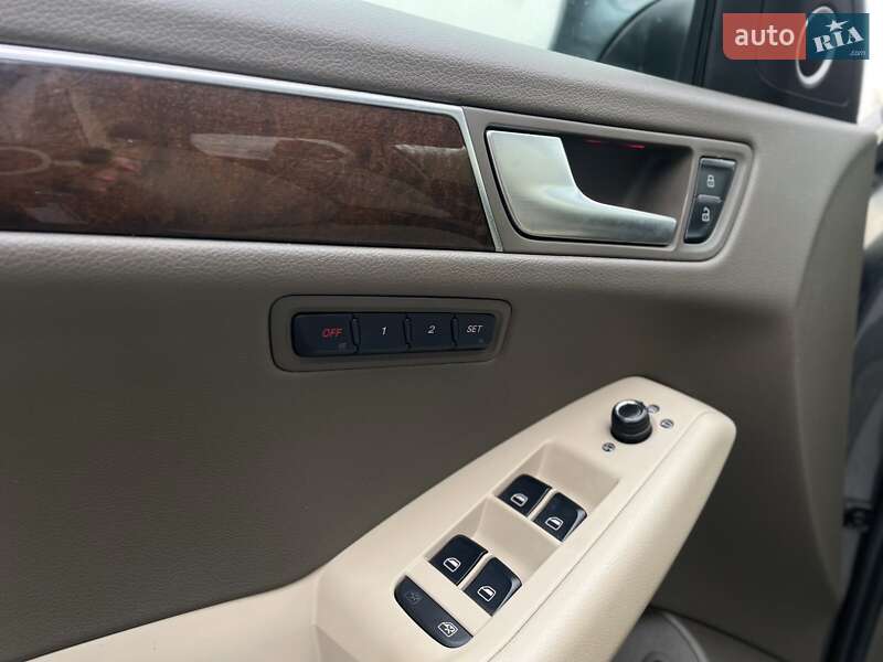 Позашляховик / Кросовер Audi Q5 2012 в Дніпрі