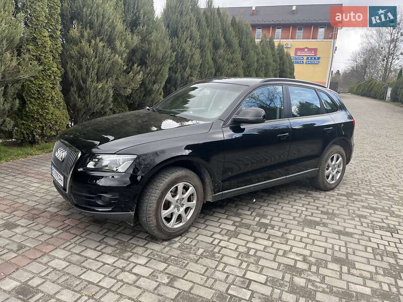 Позашляховик / Кросовер Audi Q5 2010 в Самборі