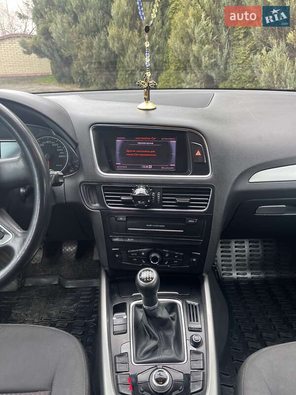 Позашляховик / Кросовер Audi Q5 2010 в Самборі