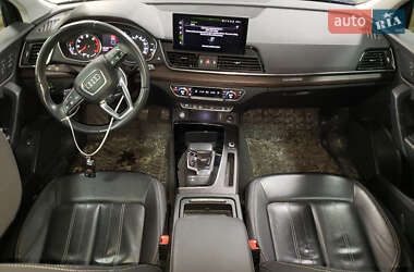Внедорожник / Кроссовер Audi Q5 2022 в 
