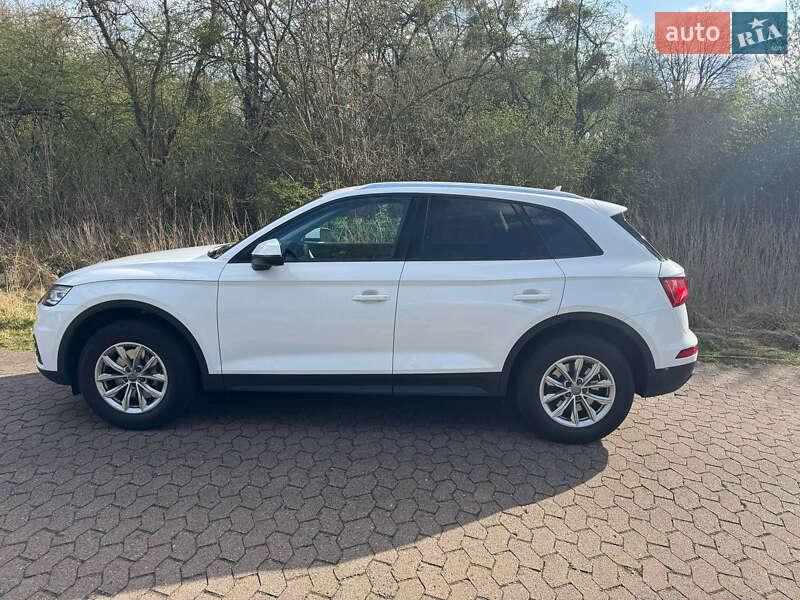 Внедорожник / Кроссовер Audi Q5 2018 в Харькове