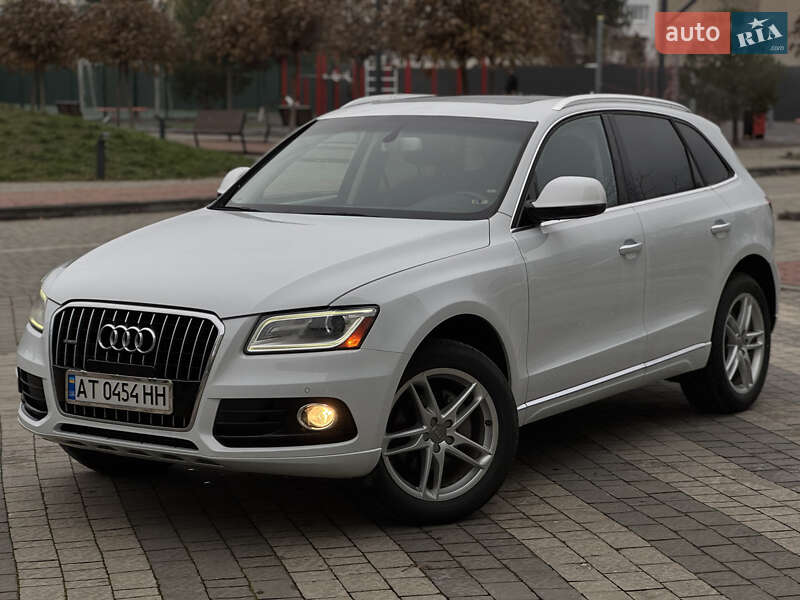 Позашляховик / Кросовер Audi Q5 2016 в 