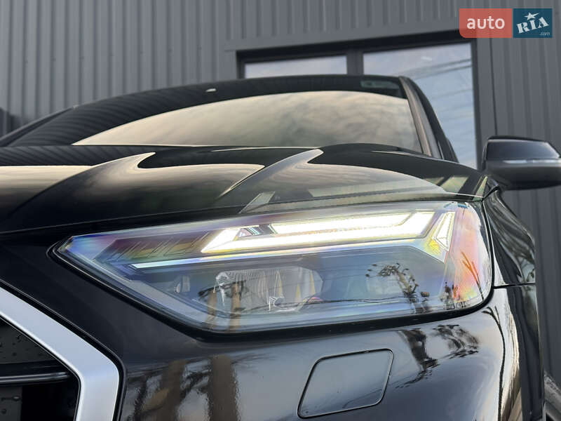 Позашляховик / Кросовер Audi Q5 2020 в Києві