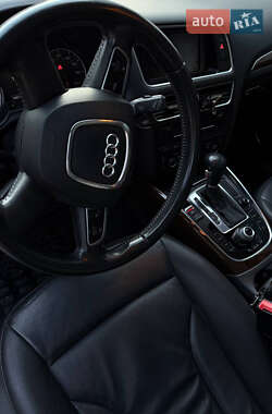 Внедорожник / Кроссовер Audi Q5 2011 в 