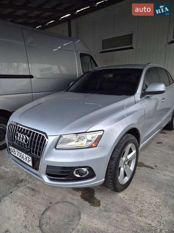 Внедорожник / Кроссовер Audi Q5 2012 в 