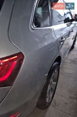 Внедорожник / Кроссовер Audi Q5 2012 в 