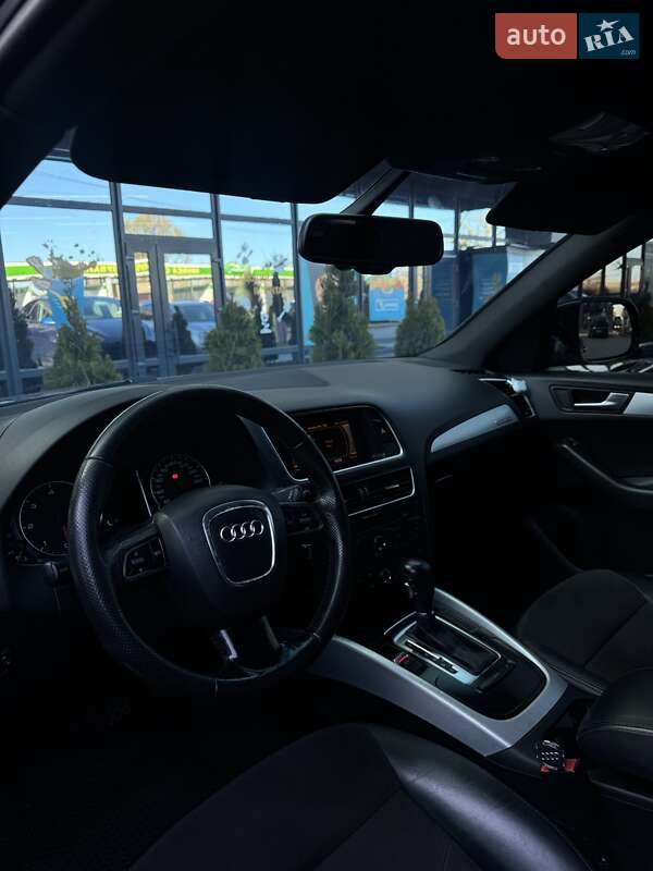 Внедорожник / Кроссовер Audi Q5 2008 в Ивано-Франковске