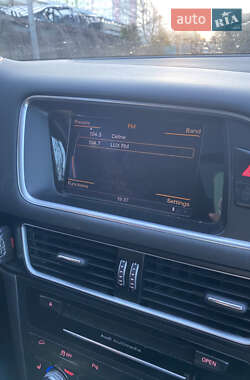 Внедорожник / Кроссовер Audi Q5 2015 в 
