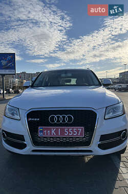 Позашляховик / Кросовер Audi Q5 2016 в 