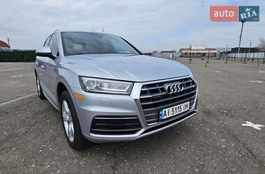 Позашляховик / Кросовер Audi Q5 2019 в Києві