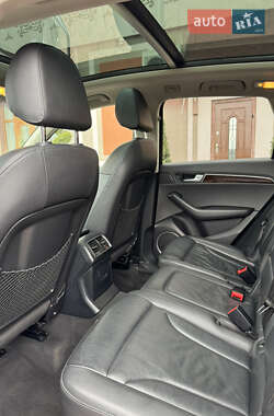 Позашляховик / Кросовер Audi Q5 2011 в 