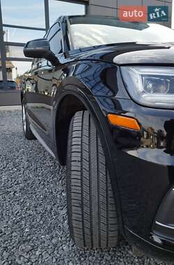 Внедорожник / Кроссовер Audi Q5 2018 в 