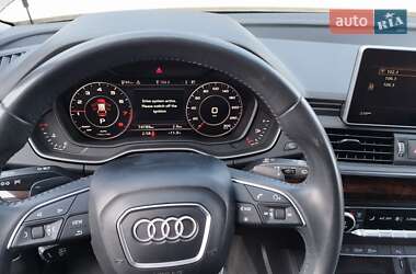 Внедорожник / Кроссовер Audi Q5 2018 в 