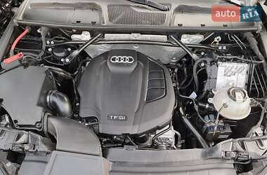 Внедорожник / Кроссовер Audi Q5 2018 в 