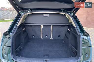 Позашляховик / Кросовер Audi Q5 2018 в 