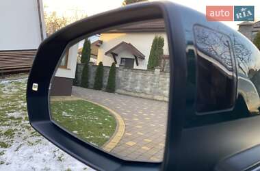 Позашляховик / Кросовер Audi Q5 2018 в 