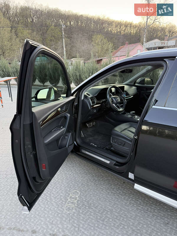 Внедорожник / Кроссовер Audi Q5 2018 в Полтаве