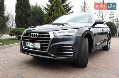 Внедорожник / Кроссовер Audi Q5 2019 в 