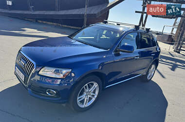 Внедорожник / Кроссовер Audi Q5 2016 в 