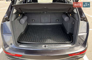 Внедорожник / Кроссовер Audi Q5 2013 в 