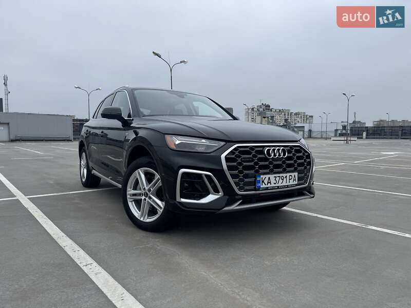 Внедорожник / Кроссовер Audi Q5 2024 в Киеве