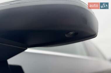 Внедорожник / Кроссовер Audi Q5 2024 в 