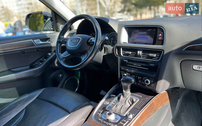 Внедорожник / Кроссовер Audi Q5 2016 в Львове
