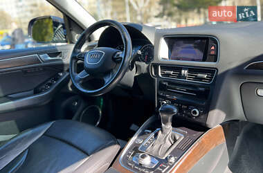 Внедорожник / Кроссовер Audi Q5 2016 в 