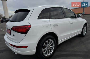 Позашляховик / Кросовер Audi Q5 2016 в 