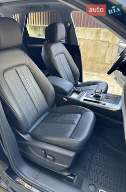 Внедорожник / Кроссовер Audi Q5 2019 в 