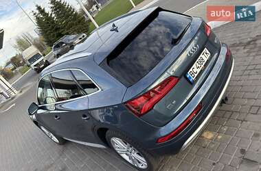 Внедорожник / Кроссовер Audi Q5 2018 в 
