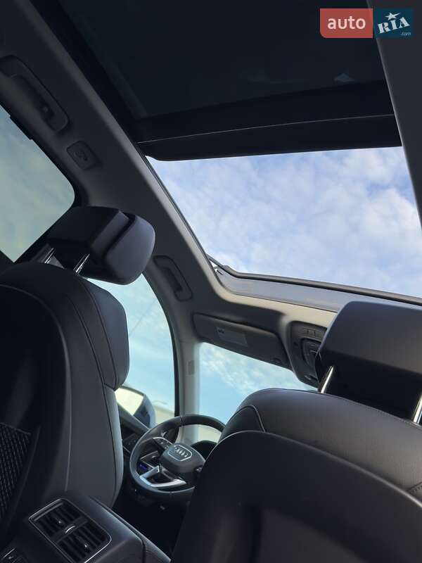 Внедорожник / Кроссовер Audi Q5 2018 в Одессе