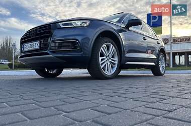 Внедорожник / Кроссовер Audi Q5 2018 в 