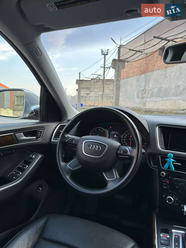 Внедорожник / Кроссовер Audi Q5 2014 в Львове
