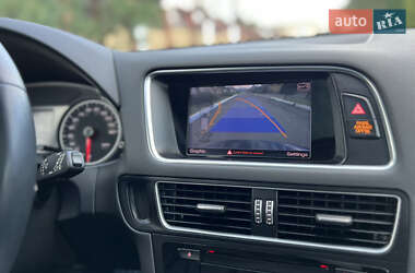 Внедорожник / Кроссовер Audi Q5 2015 в 