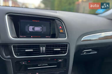Внедорожник / Кроссовер Audi Q5 2015 в 