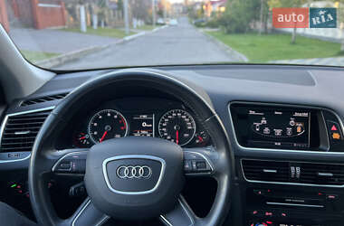 Внедорожник / Кроссовер Audi Q5 2015 в 