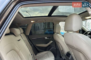 Внедорожник / Кроссовер Audi Q5 2010 в 