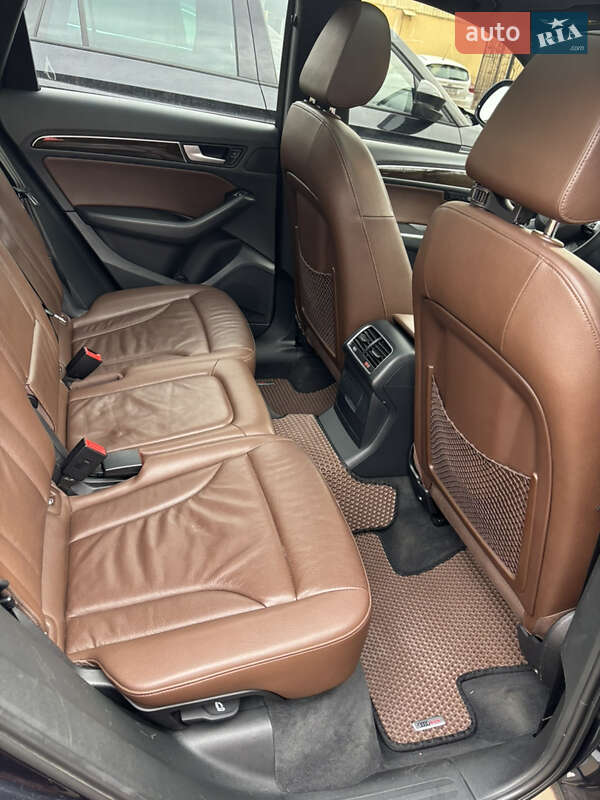 Внедорожник / Кроссовер Audi Q5 2014 в Киеве
