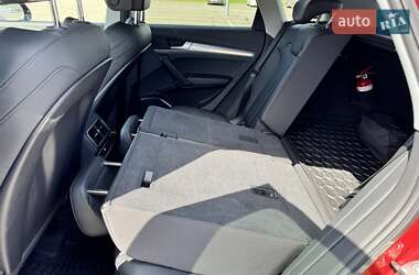 Позашляховик / Кросовер Audi Q5 2019 в 