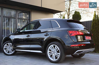 Внедорожник / Кроссовер Audi Q5 2019 в 
